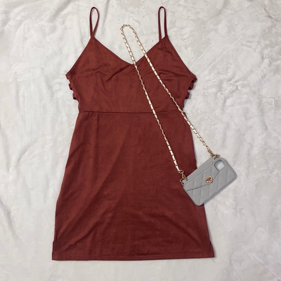 Charlotte Russe Dresses & Skirts - Dress AND phone case!! See description.